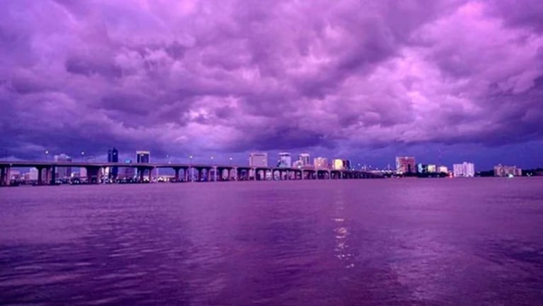 Así lucía el cielo en Florida tras el paso de Dorian.