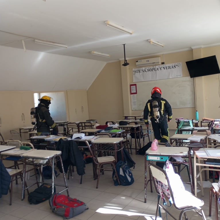 Así quedó el aula de la escuela de Laguna Larga.