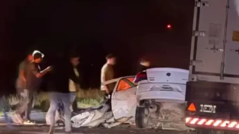 Así quedó el auto tras el impacto fatal.