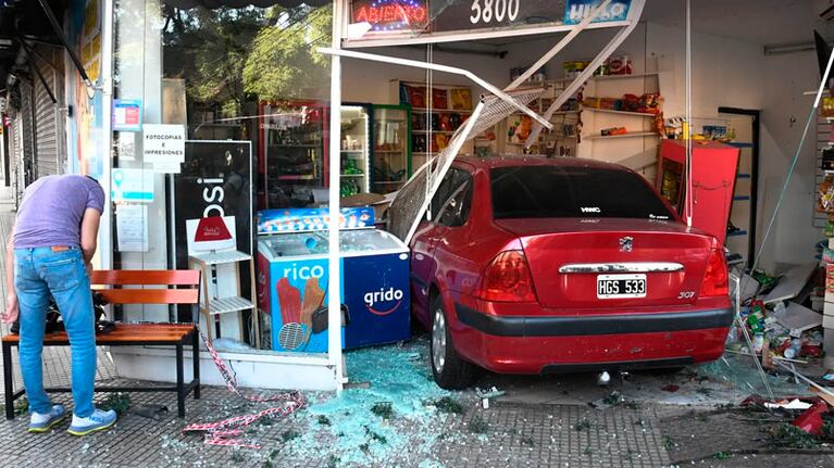 Así quedó el negocio luego del impacto.