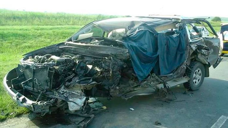 Así quedó la Hilux luego del accidente fatal en la ruta 9. Foto: Radio Jesús María