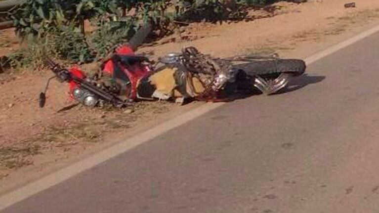 Así quedó la moto tras el accidente fatal.
