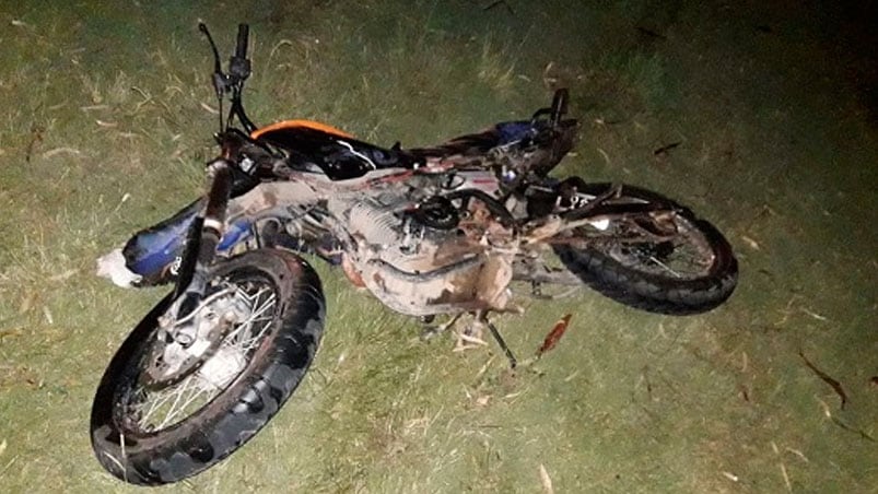 Así quedó la motocicleta tras el impacto. / Foto: Policía de Córdoba