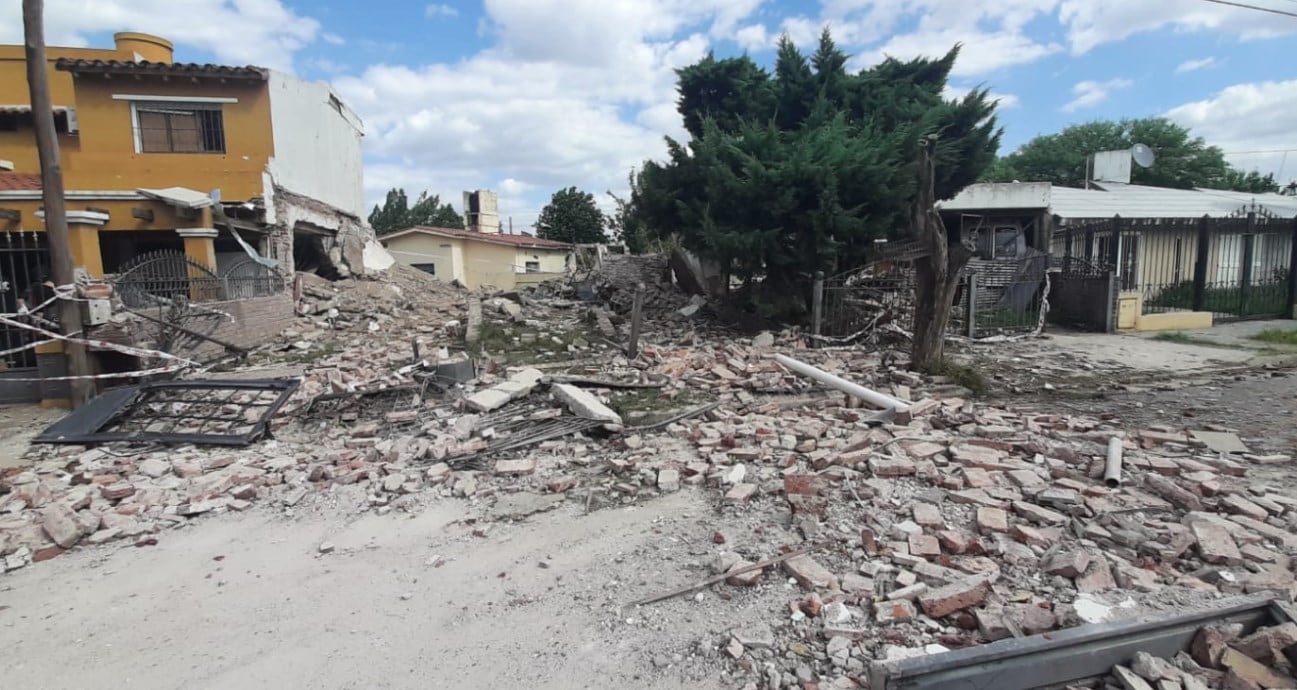 Así quedó la zona de la explosión. Foto: El Doce.