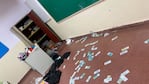 Así quedó un aula después del último robo. Foto: Pablo Olivarez/El Doce.