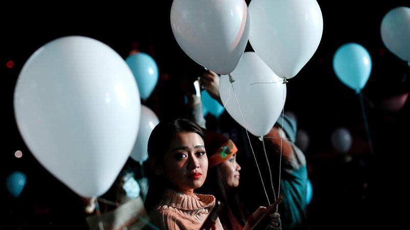 Así recibió Tokio al 2017. Foto: AFP.