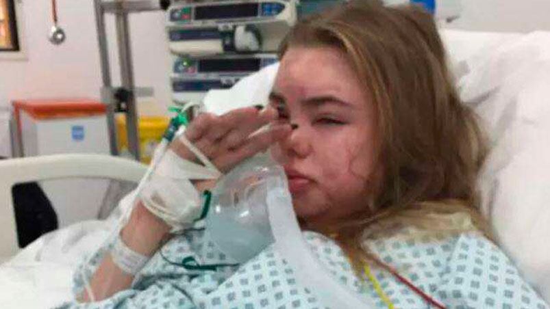Así se encontraba Leah en el hospital tras consumir éxtasis.