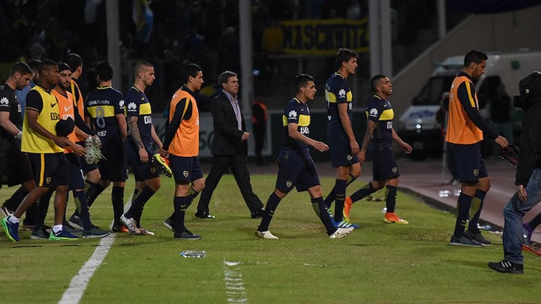 Así se fueron los jugadores de Boca del Kempes. Foto: Lucio Casalla / ElDoce.tv