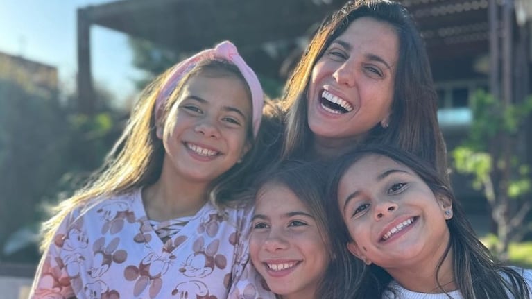 Así se veían las hijas de la modelo antes del radical cambio.