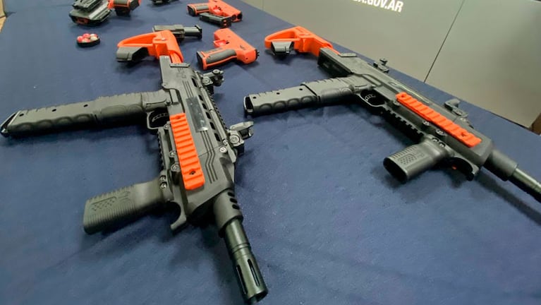 Así son las armas no letales. Foto: Luchi Ybañez/El Doce.