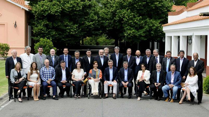 Asistencia perfecta de todos los gobernadores de las provincias argentinas.