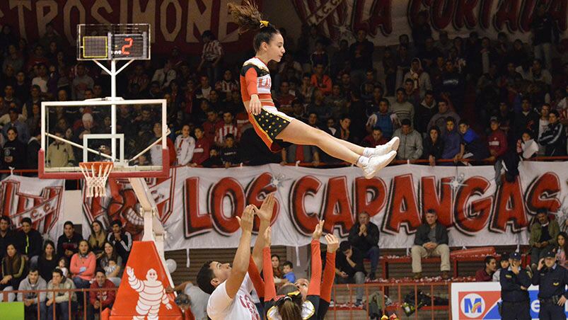 Atenas logró un buen triunfo como visitante ante Instituto. Foto: Lucio Casalla / ElDoce.tv.