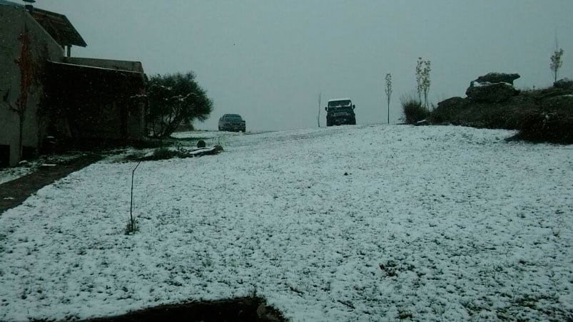 Atractivo paisaje de La Cumbrecita cubierta de nieve. Fotos: Werner Martínez / ElDoce.tv