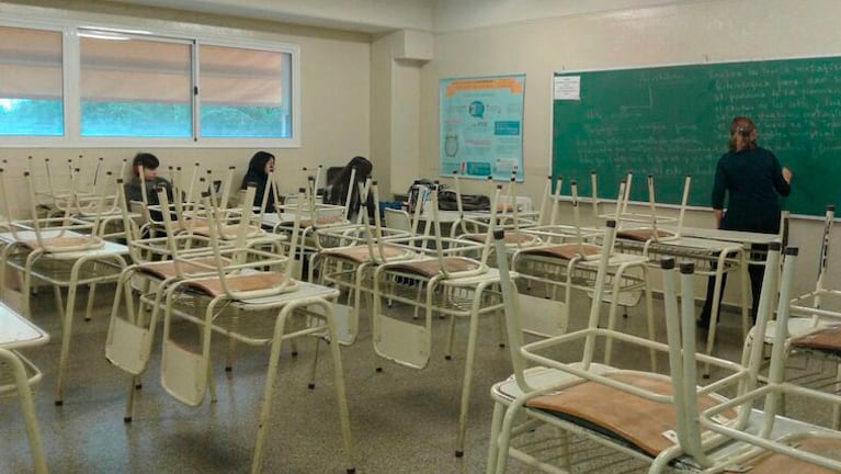 Aulas vacías en las escuelas de Córdoba (Foto: Karina Vallori /El Doce)
