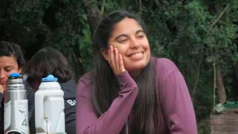 Aún se desconoce si el asesinó abusó de la joven.