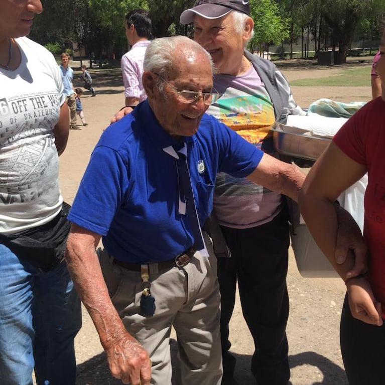 Aunque fue dado por muerto, Paco Cabasés votó a los 101 años