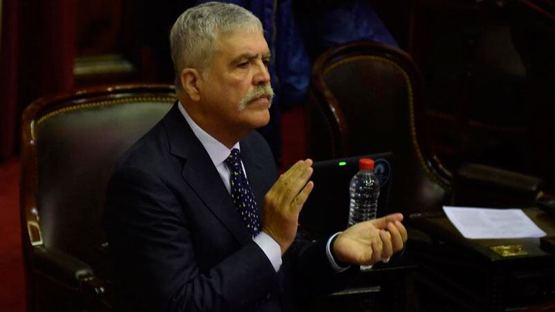 Autorizaron allanar los domicilios de Julio De Vido.
