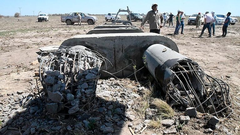 Avanza la reparación de una línea de alta tensión destrozada por un tornado