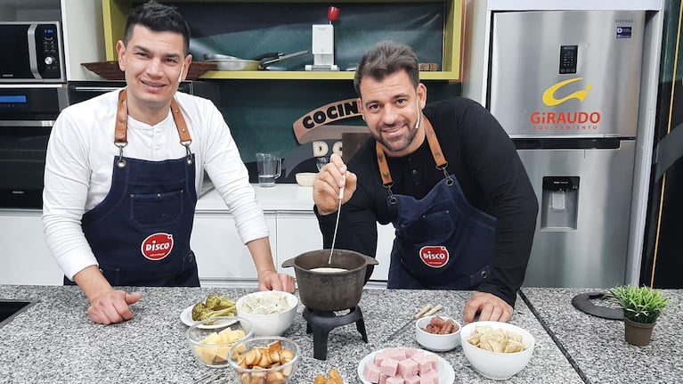 Bagna cauda, una comida ideal para días fríos.