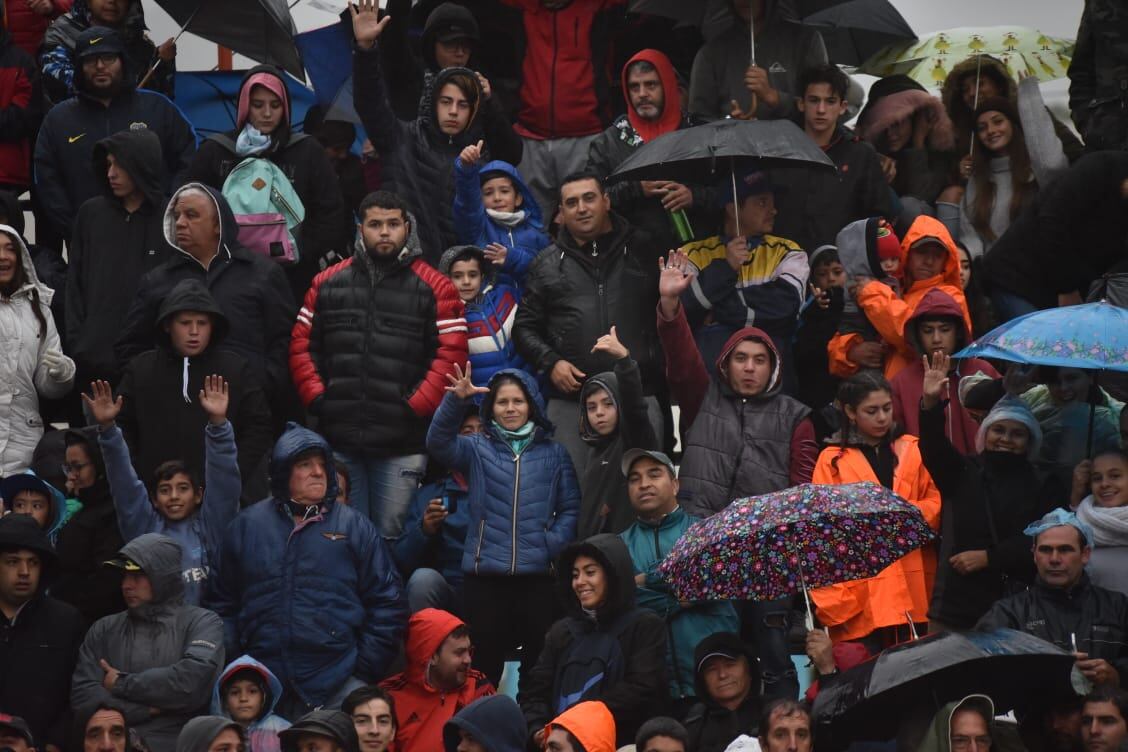 Bajo la lluvia, se corrió el primer tramo de esta competencia mundial en Carlos Paz. Foto: Lucio Casalla / ElDoce.tv