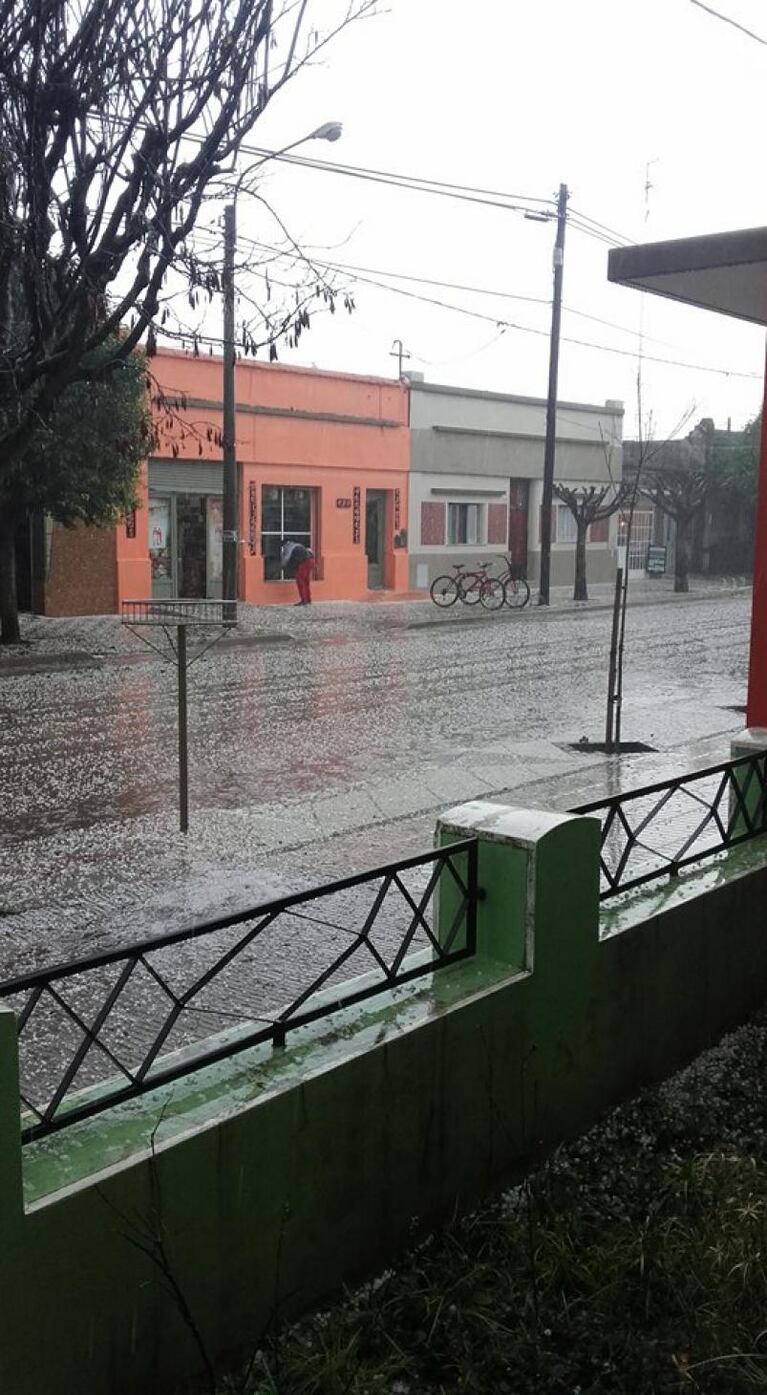 Bajó la temperatura y se mantiene el alerta por tormentas