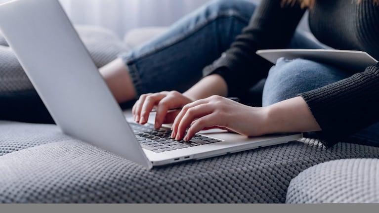 Bancos ofrecen trabajo remoto, presencial e híbrido.