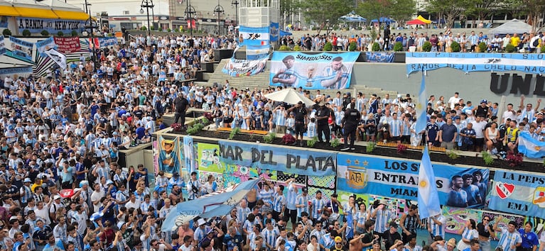 Banderazo argentino en Atlanta.