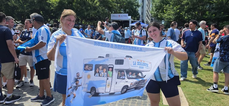 Banderazo de la Selección Argentina en Dallas.
