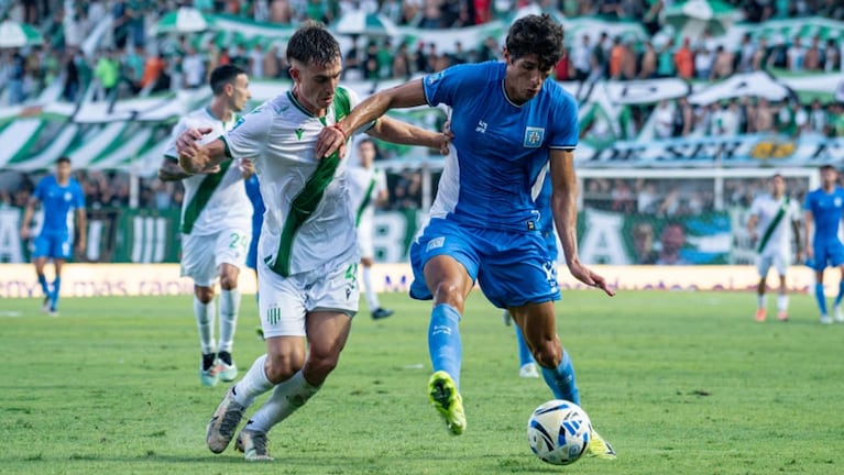 Banfield-Estudiantes de Río Cuarto por la tercera fecha del Torneo Apertura.