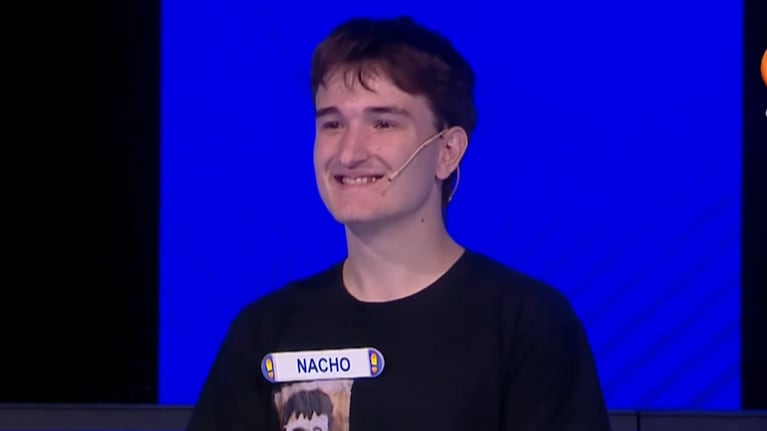 ¡Barassi desconcertado! Confundió a un participante de Ahora Caigo con un conocido cantante