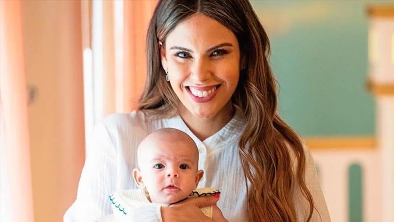 Barby Franco con su hija. 