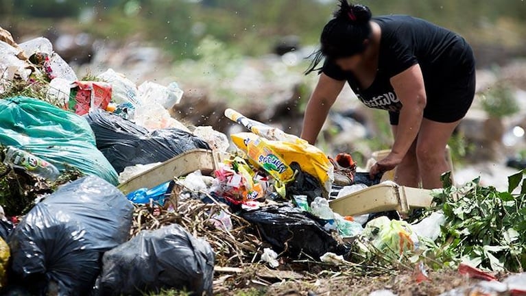 Barrio El Vado, olvidado en el basural de Río Segundo