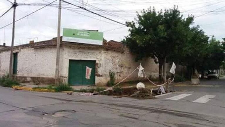 Barrio Suárez: una calle se está hundiendo hace cinco días