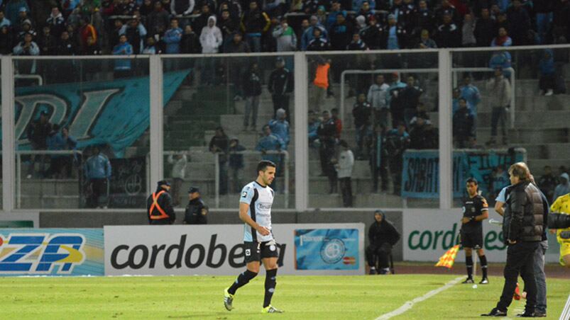 Barrios fue silbado por los hinchas después de la roja. Foto: Lucio Casalla / ElDoce.tv