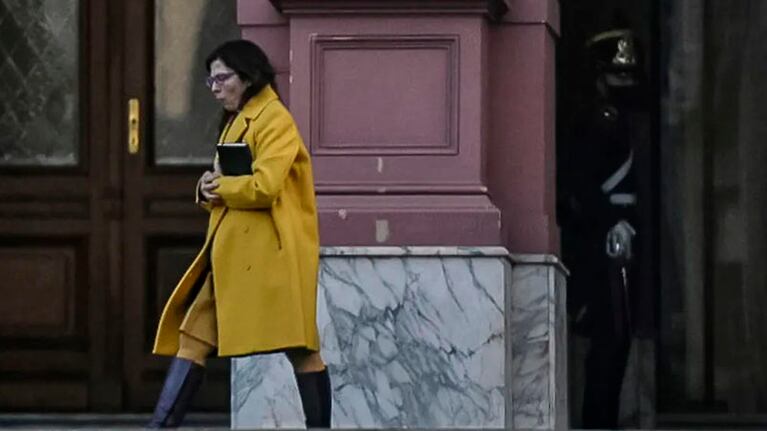 Batakis a la salida de la cumbre en Casa Rosada. Foto: La Nación.