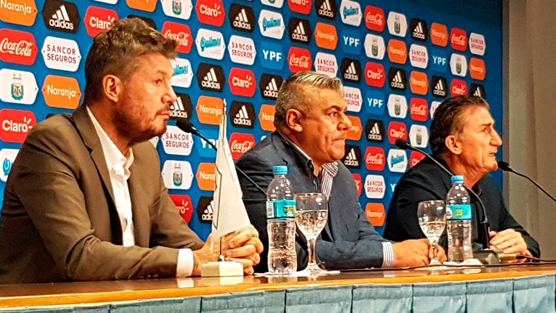 Bauza eligió una salida en calma y participó de la conferencia.