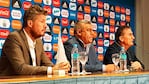 Bauza eligió una salida en calma y participó de la conferencia.