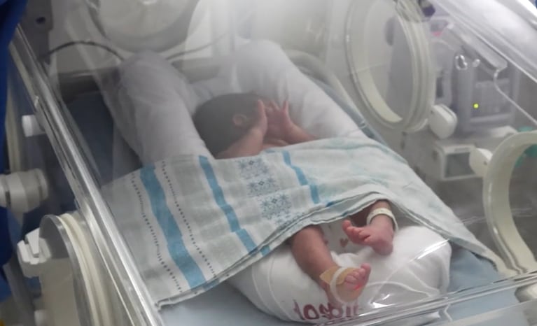 bebe hospital de niños