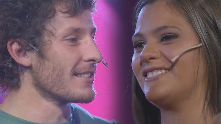 Belén y Ryan querían besarse sin importarles nada.