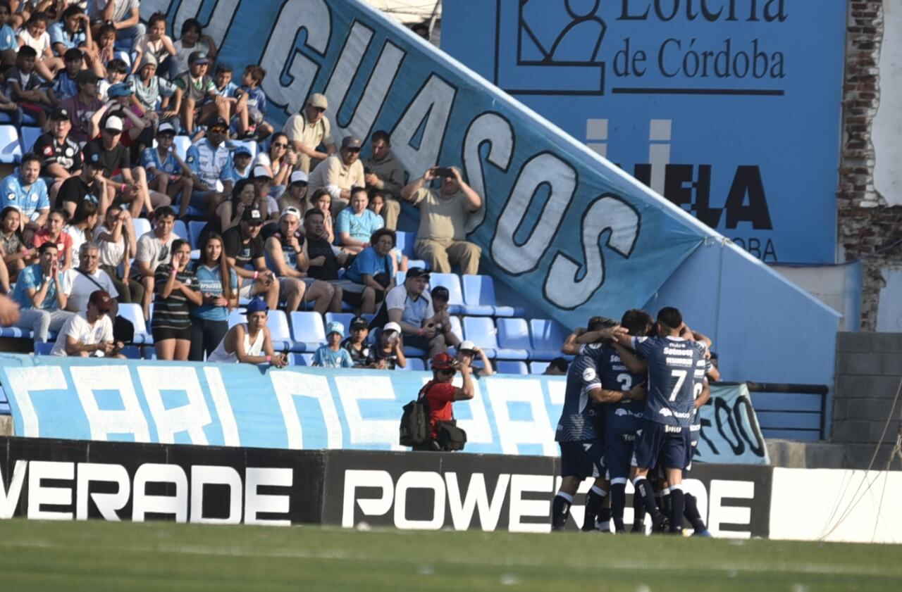 Belgrano arrancó mal pero terminó con mejor cara. Foto: Lucio Casalla / ElDoce.tv.