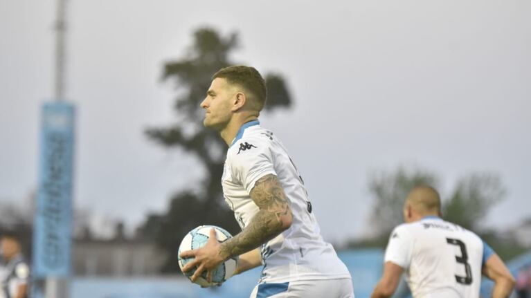 Belgrano arrancó mal pero terminó con mejor cara. Foto: Lucio Casalla / ElDoce.tv.