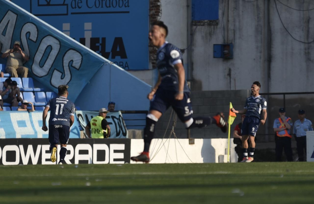 Belgrano arrancó mal pero terminó con mejor cara. Foto: Lucio Casalla / ElDoce.tv.