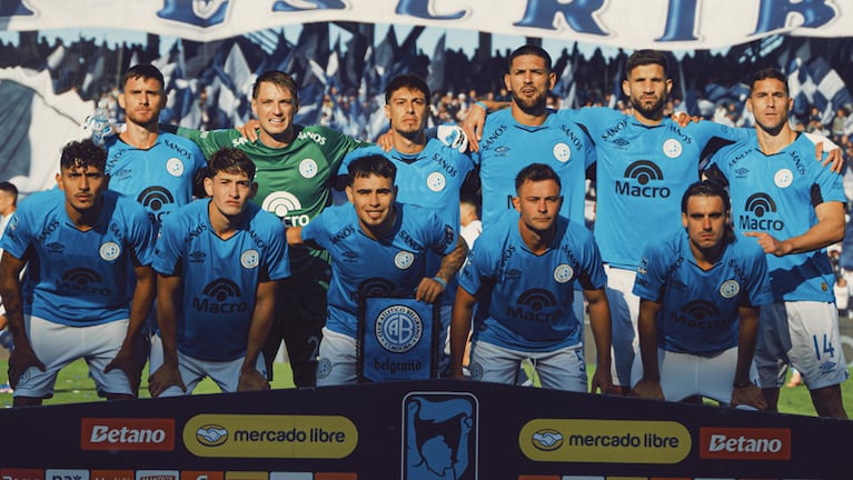 Belgrano busca el pase a semifinales ante Unión de Santa Fe.