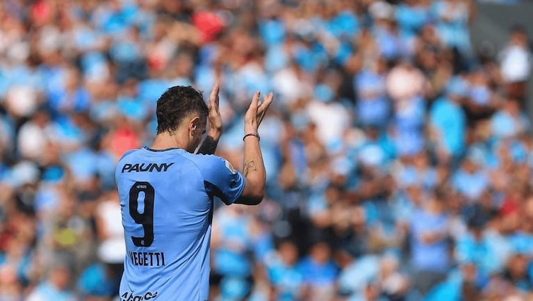 Belgrano comunicó en la Asamblea que Vegetti le hizo juicio al club.