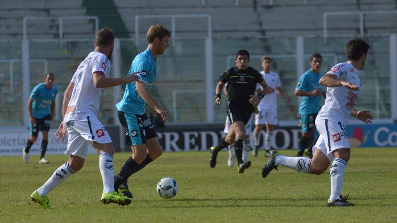 Belgrano empató 2-2 con Quilmes en el Kempes, por la 13ª del torneo de Primera. Foto: Lucio Casalla/ElDoce.tv