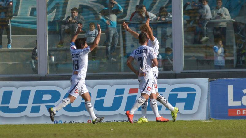 Belgrano empató 2-2 con Quilmes en el Kempes, por la 13ª del torneo de Primera. Foto: Lucio Casalla/ElDoce.tv