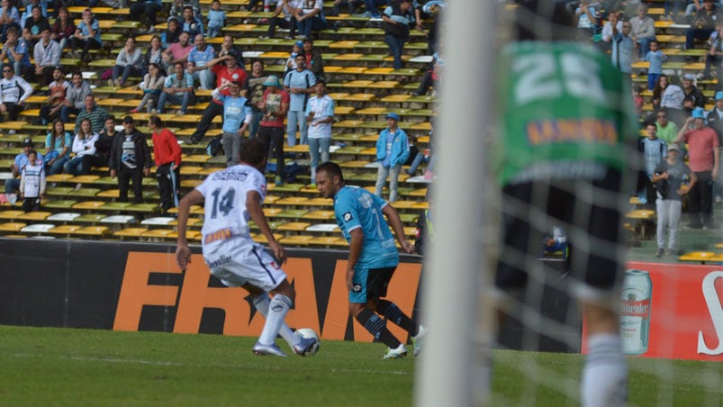 Belgrano empató 2-2 con Quilmes en el Kempes, por la 13ª del torneo de Primera. Foto: Lucio Casalla/ElDoce.tv