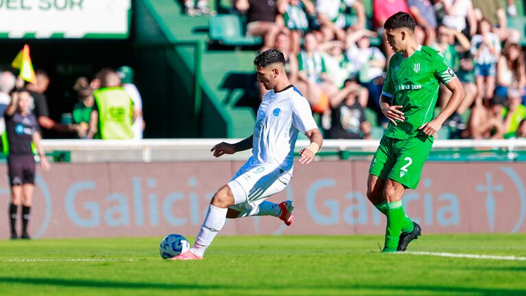 Belgrano enfrenta a Banfield en el Florencio Sola.