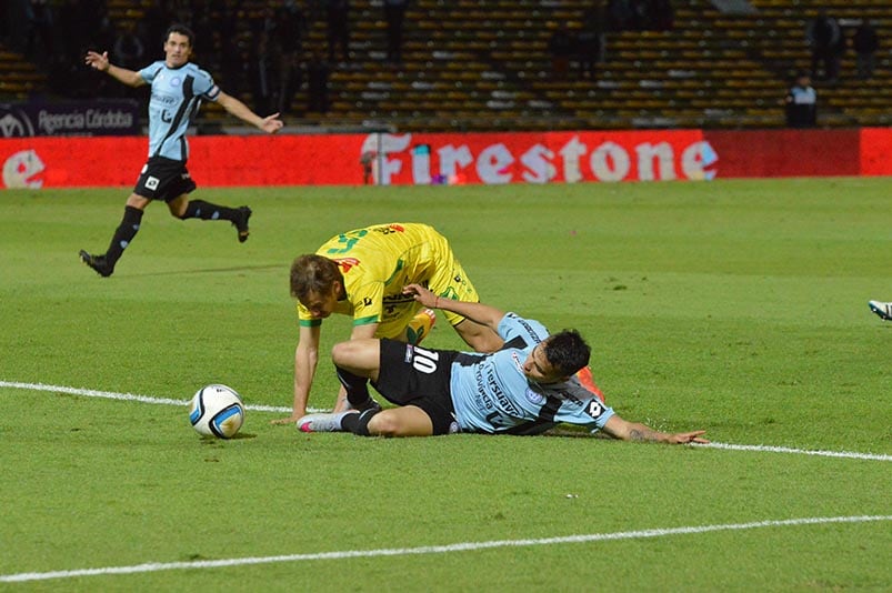 Belgrano ganó "a lo Belgrano" en la noche del Kempes. Foto: Lucio Casalla / ElDoce.tv.