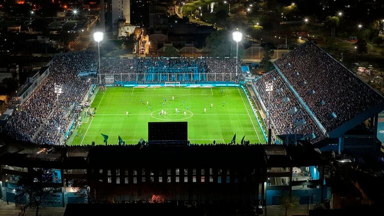 Belgrano inició gestiones para traer de vuelta a Saravia y Rigoni.